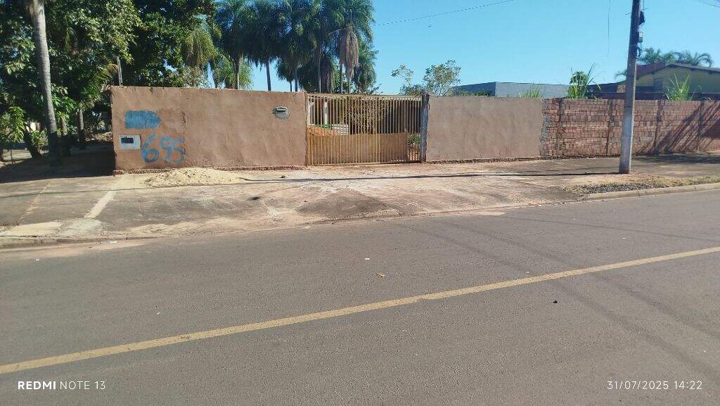 Terreno à venda no Jardim Cangalha: 