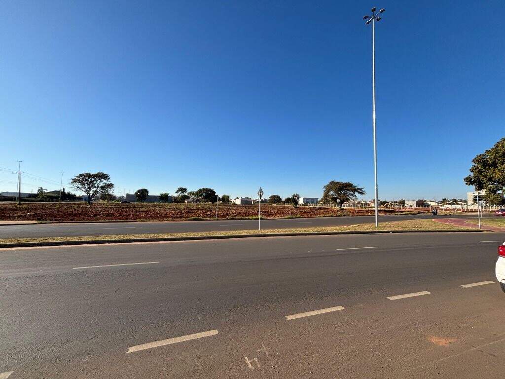 Terreno para aluguel no Jardim Alvorada: 