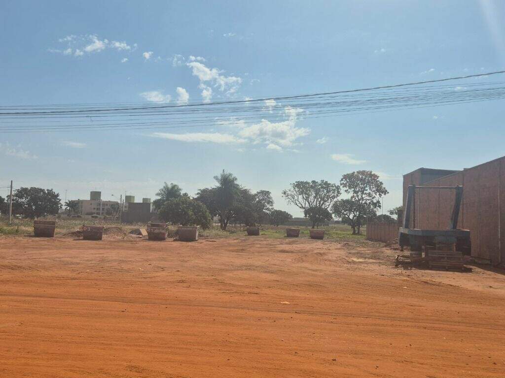 Terreno à venda no Jardim Alvorada: 