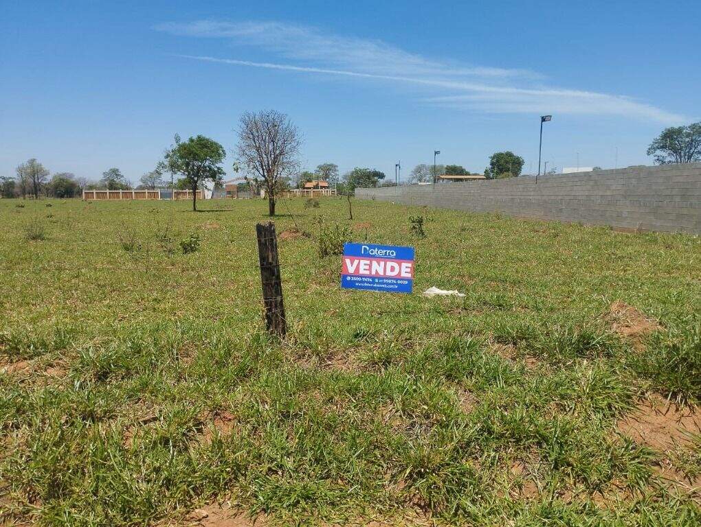 Terreno à venda no Vila São João: 