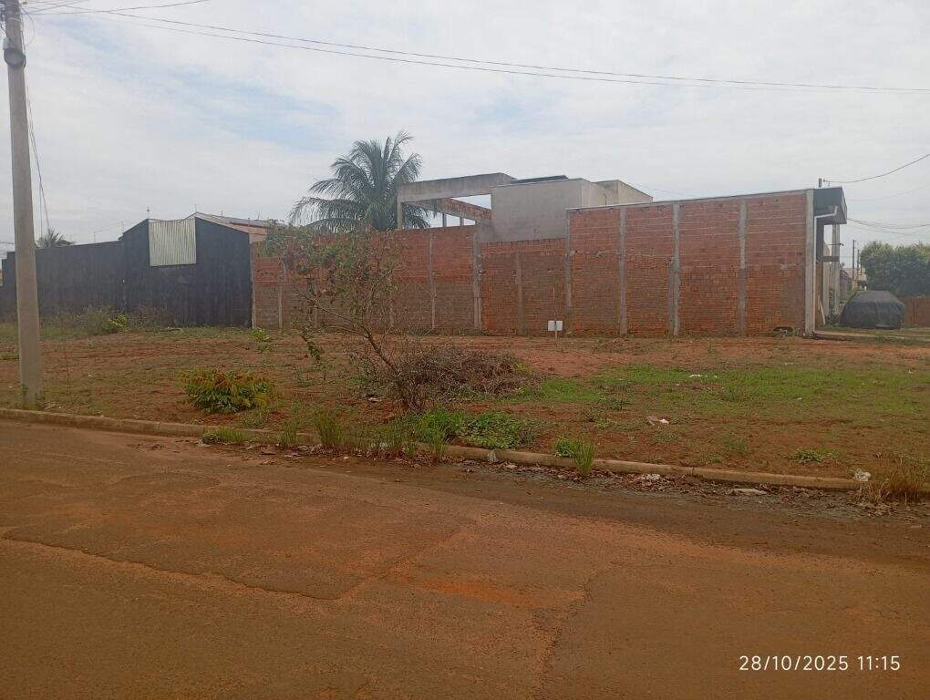 Terreno à venda no Nova Três Lagoas: 