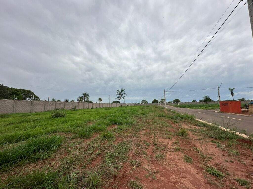 Terreno à venda no Jardim Planalto: 
