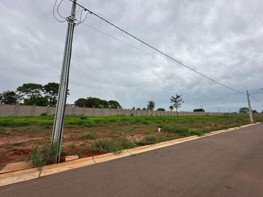 Terreno à venda no Jardim Planalto: 
