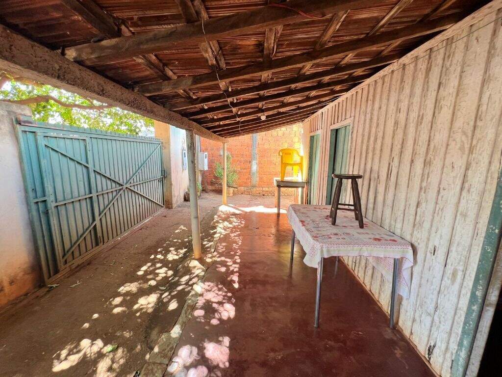 Terreno à venda no Jardim Novo Aeroporto: 