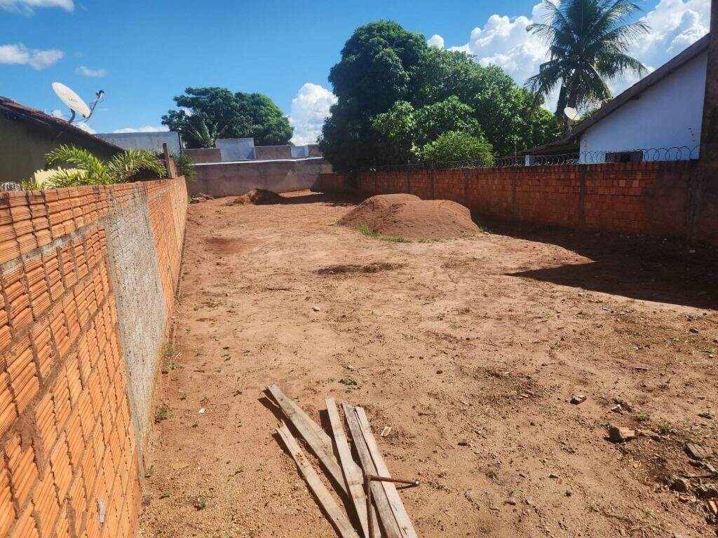 Terreno à venda no Jardim Angélica: 