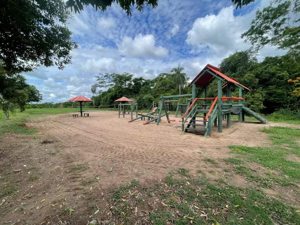 Terreno à venda no Beleza do Rio Verde: 