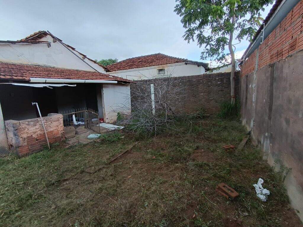 Terreno à venda no Vila Nova: 
