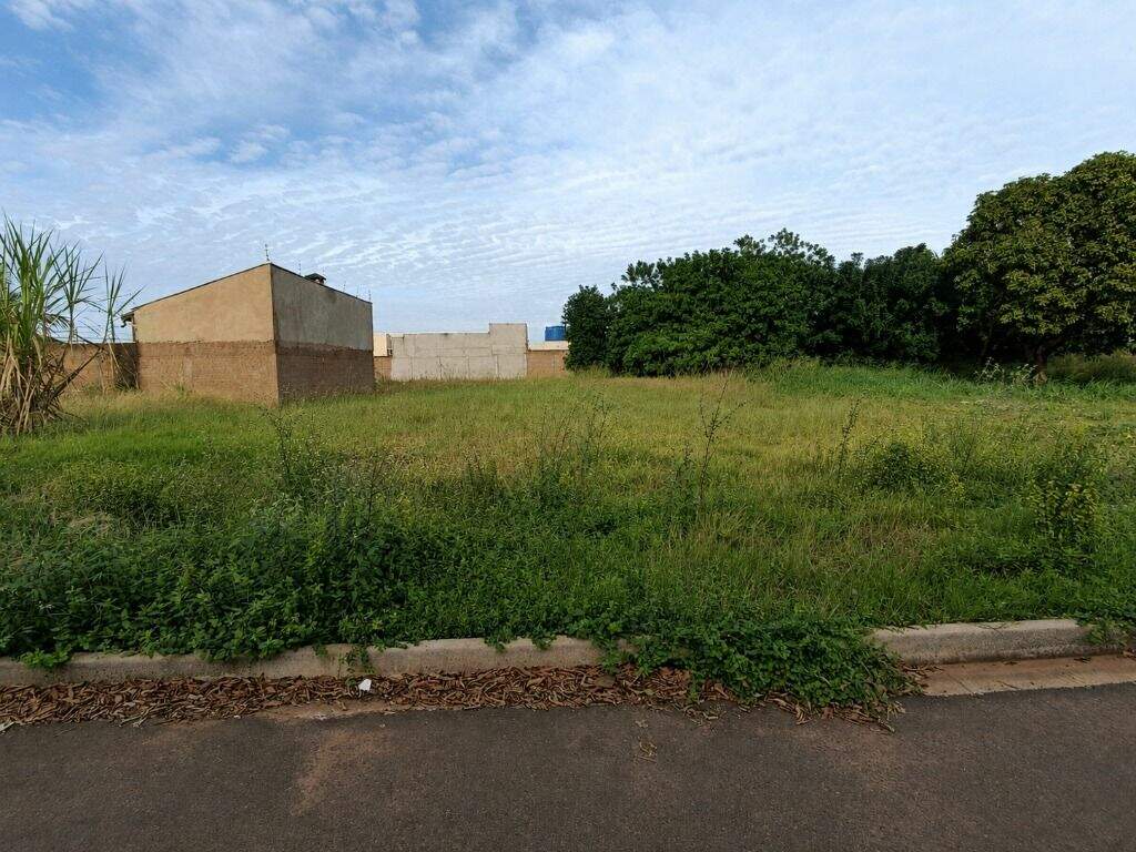 Terreno à venda no Jardim Alvorada: 