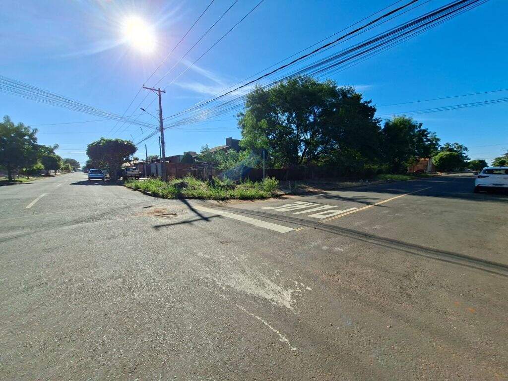 Terreno à venda no Bairro Santos Dumont: 