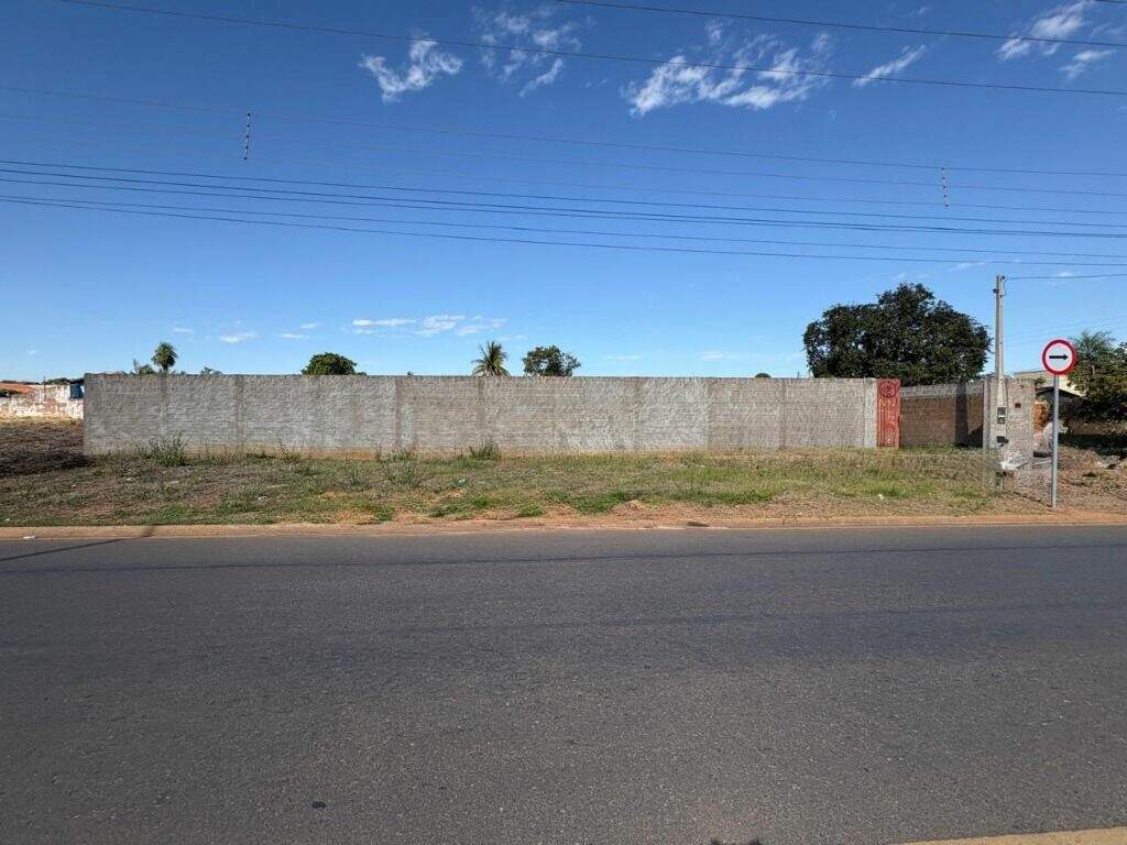 Terreno à venda no Jardim Alvorada: 