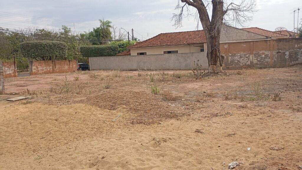Terreno à venda no Santos Dumont: 