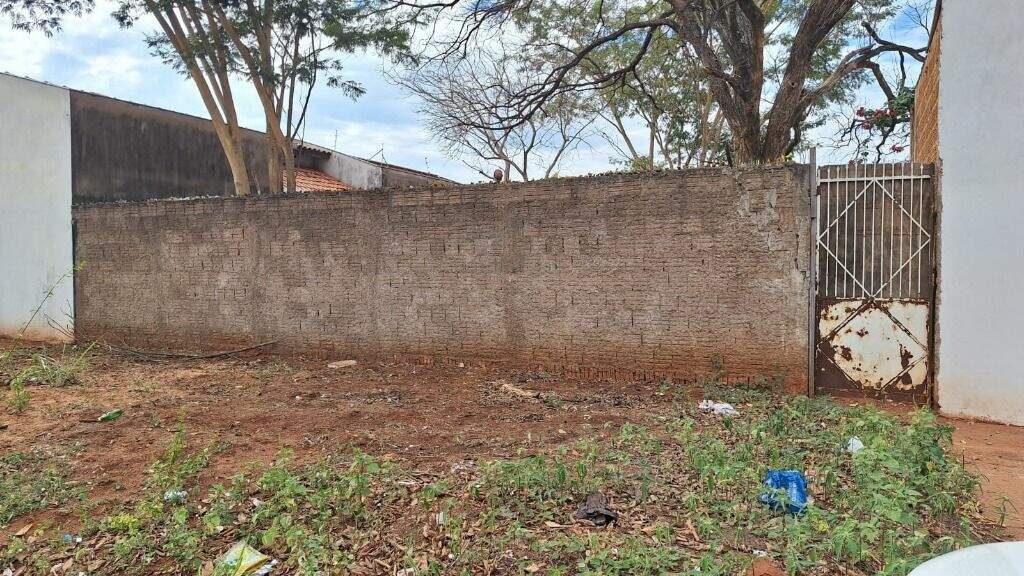 Terreno à venda no Setsul: 