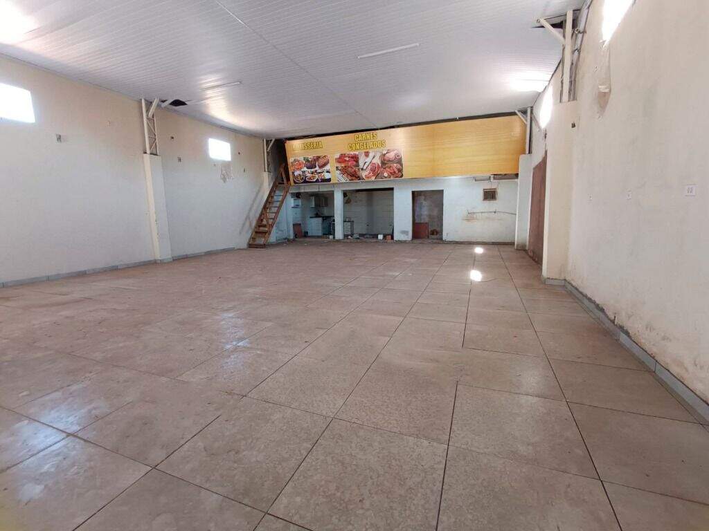 Barracão à venda no Jardim Cangalha: 