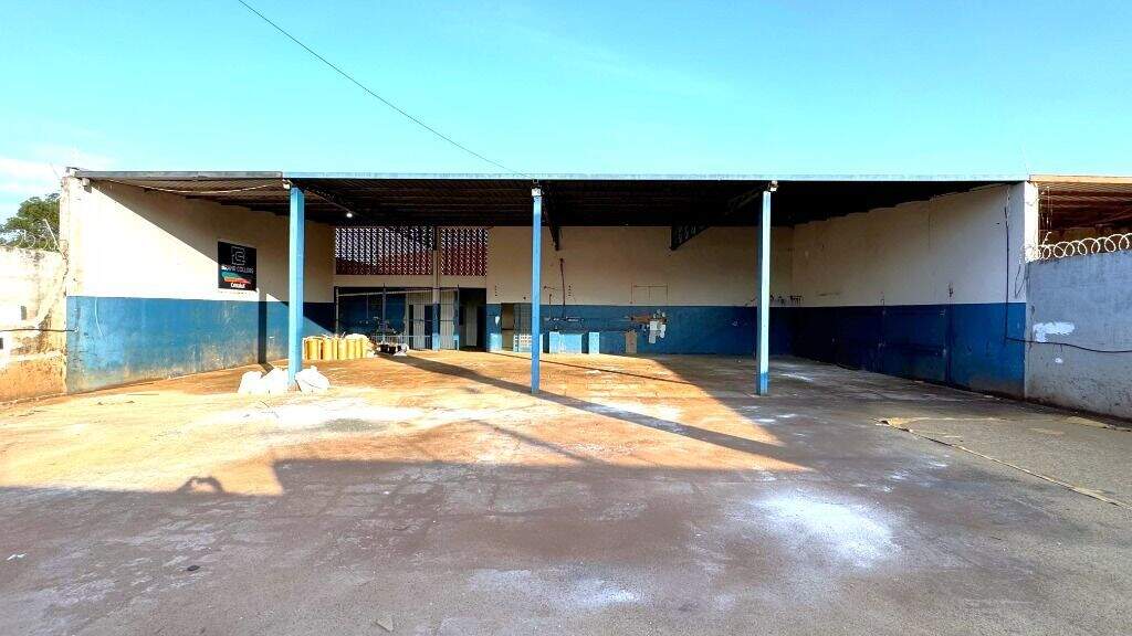 Barracão à venda no Santos Dumont: 