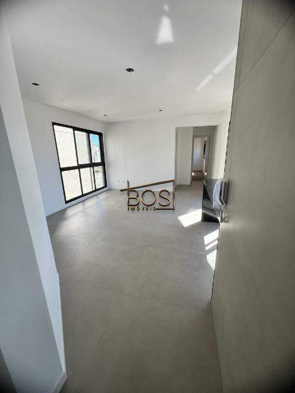 Apartamento, 2 quartos, 63 m² - Foto 2
