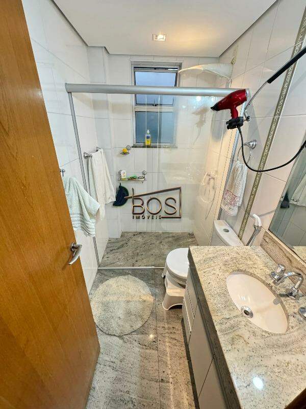 Apartamento, 3 quartos, 253 m² - Foto 11