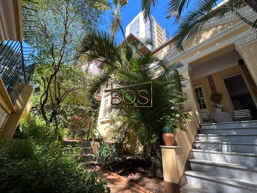 Casa, 6 quartos, 330 m² - Foto 1