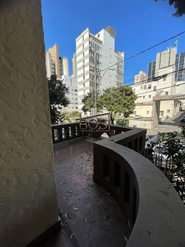 Casa, 5 quartos, 212 m² - Foto 4