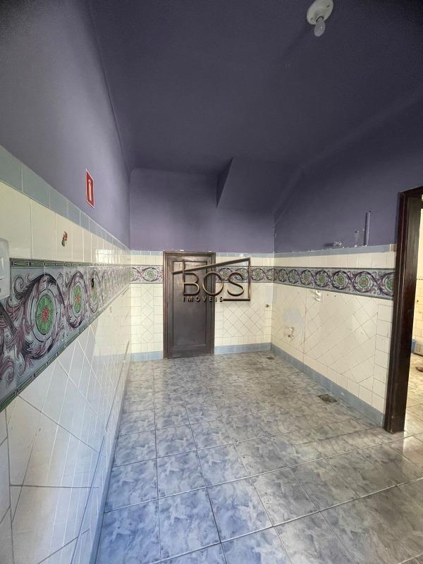 Casa, 5 quartos, 212 m² - Foto 9