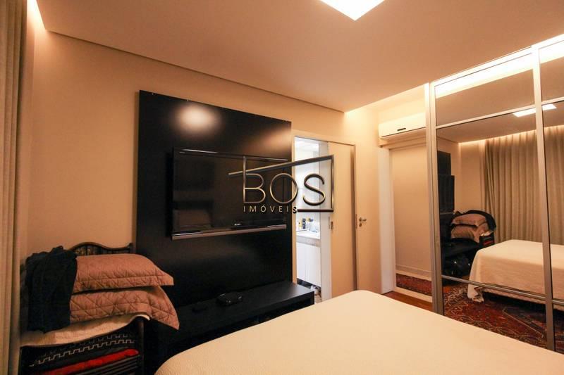 Apartamento, 4 quartos, 216 m² - Foto 11