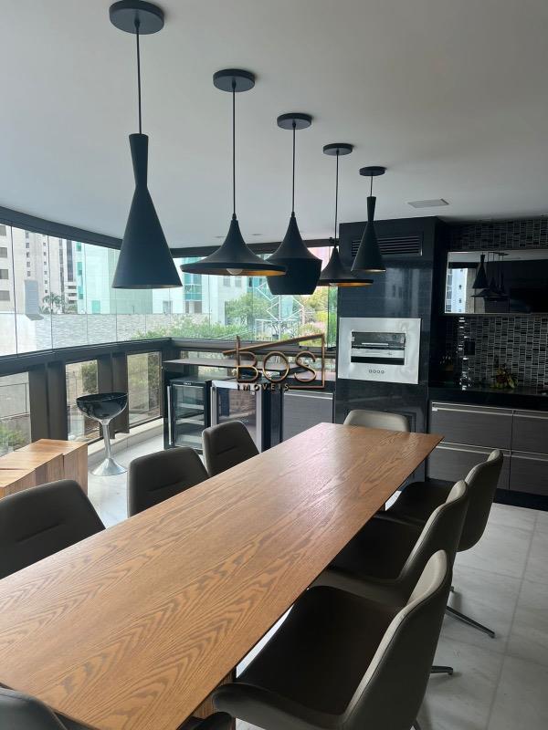 Apartamento, 4 quartos, 275 m² - Foto 1