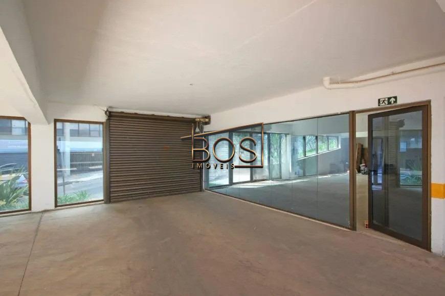 Loja-Salão, 880 m² - Foto 1