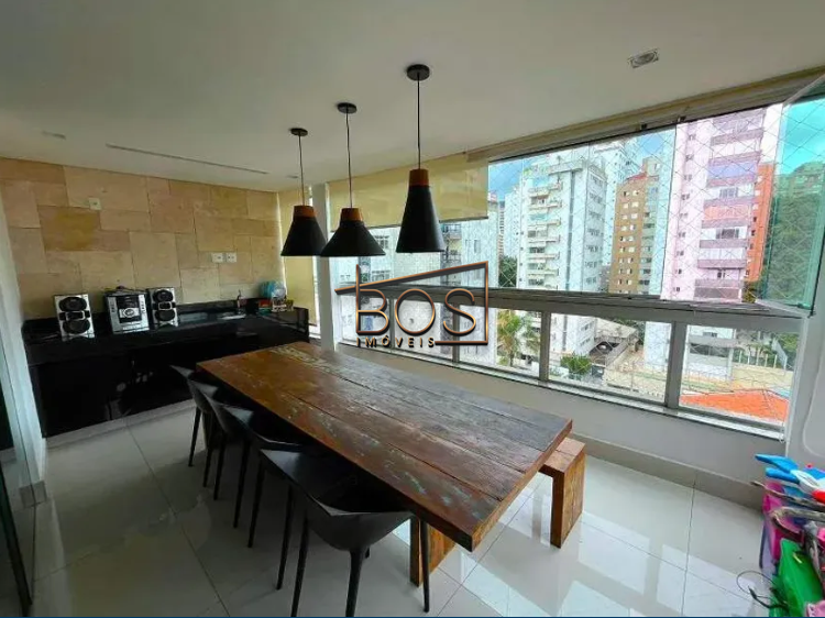 Apartamento, 4 quartos, 200 m² - Foto 1