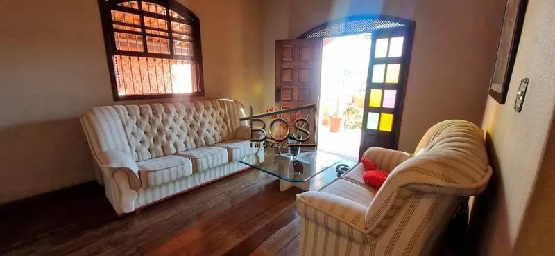 Casa, 3 quartos, 257 m² - Foto 2