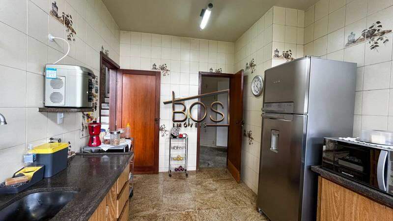 Casa, 4 quartos, 384 m² - Foto 24