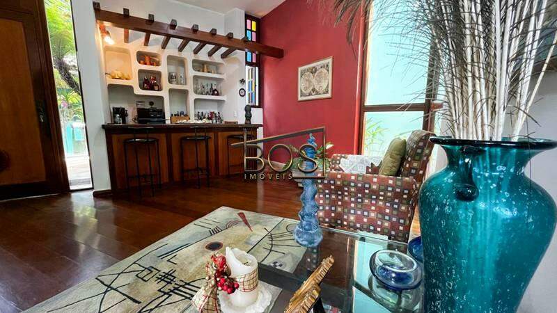 Casa, 4 quartos, 384 m² - Foto 8