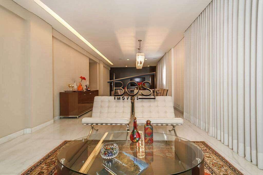 Apartamento, 4 quartos, 250 m² - Foto 1