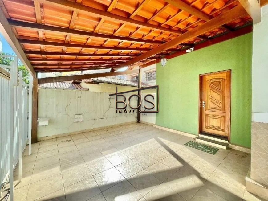 Casa, 3 quartos, 144 m² - Foto 2