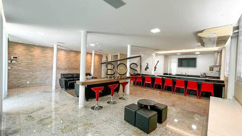 Casa, 4 quartos, 333 m² - Foto 1