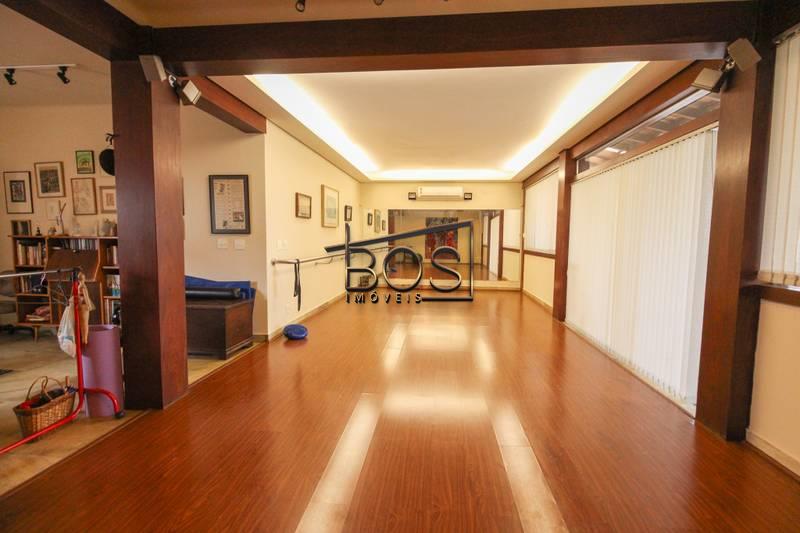 Casa, 4 quartos, 392 m² - Foto 1