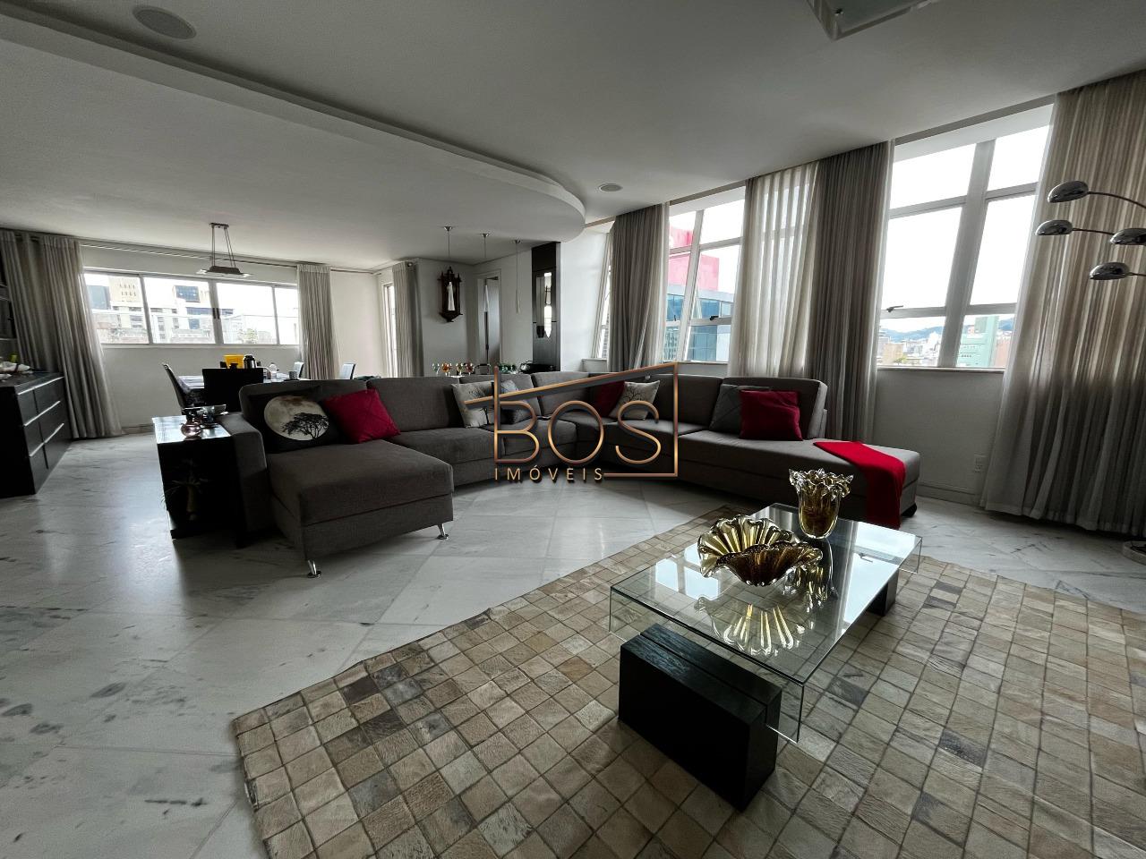 Cobertura, 3 quartos, 204 m² - Foto 1