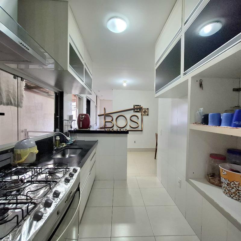 Casa, 3 quartos, 217 m² - Foto 7