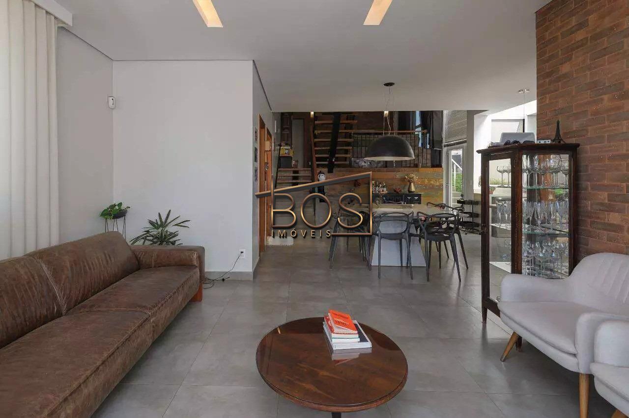 Casa, 4 quartos, 321 m² - Foto 2