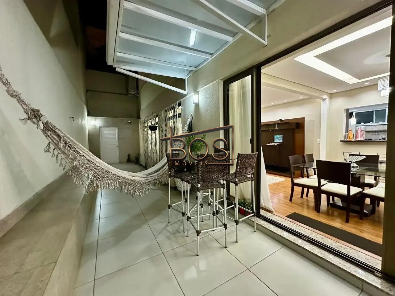 Apartamento, 4 quartos, 205 m² - Foto 1