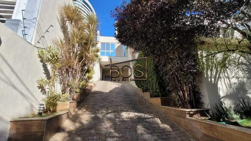 Casa, 4 quartos, 321 m² - Foto 1