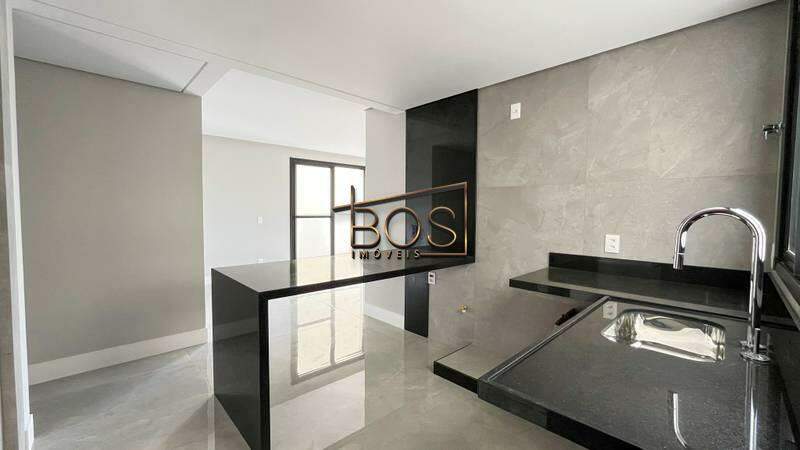 Apartamento, 3 quartos, 218 m² - Foto 3