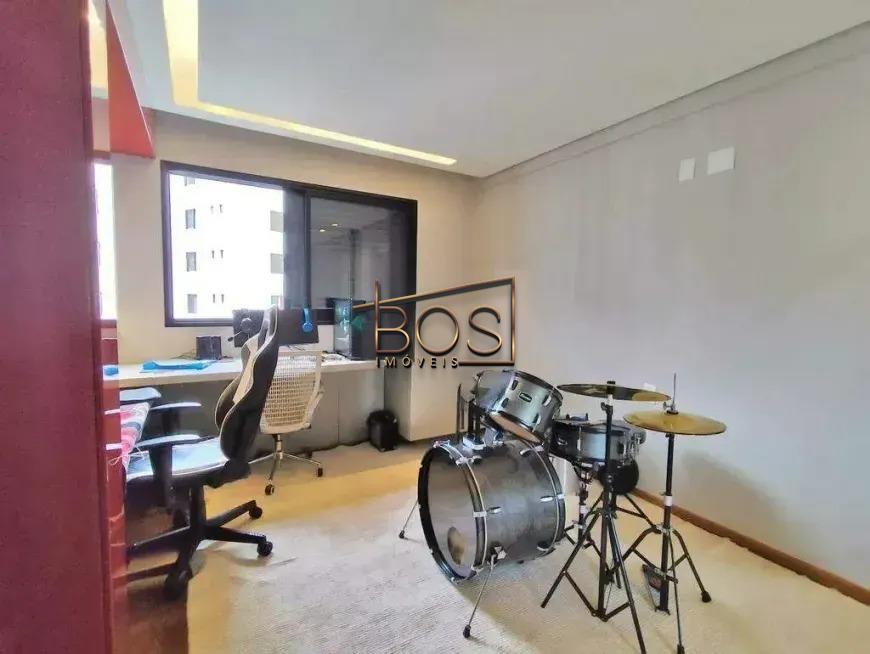 Apartamento, 4 quartos, 215 m² - Foto 17