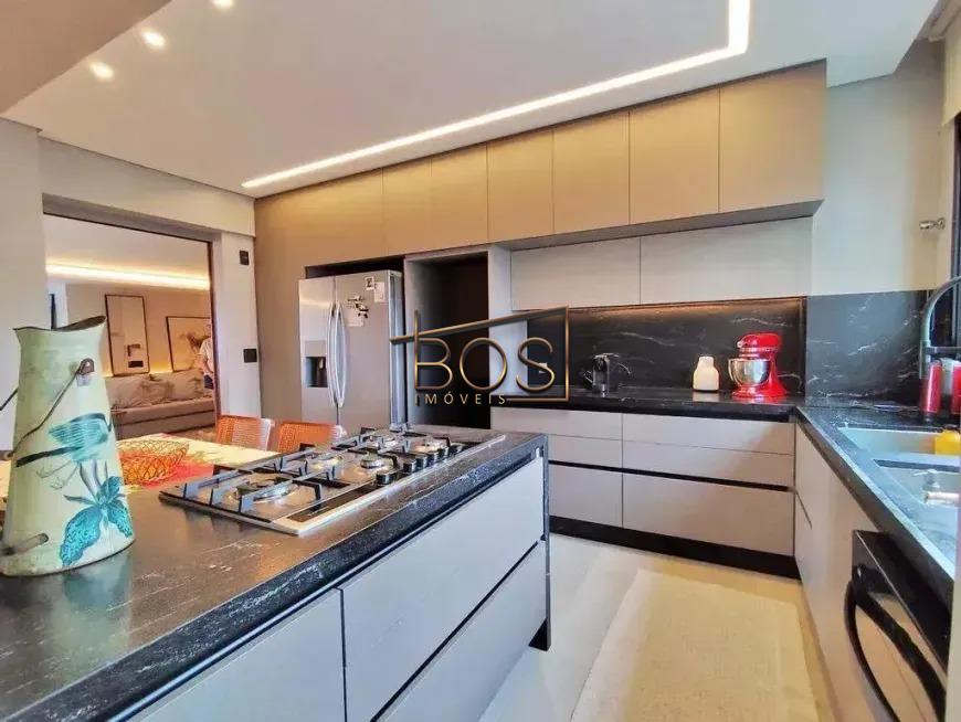 Apartamento, 4 quartos, 215 m² - Foto 5