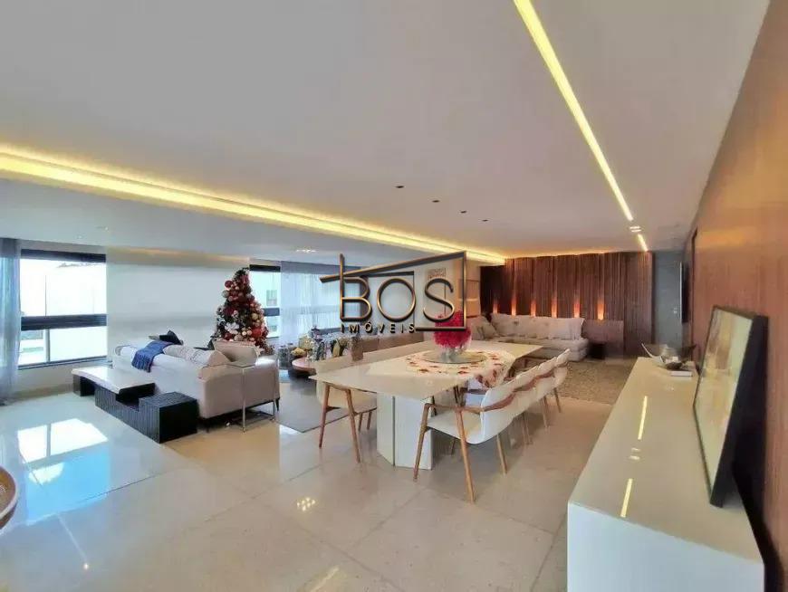 Apartamento, 4 quartos, 215 m² - Foto 1