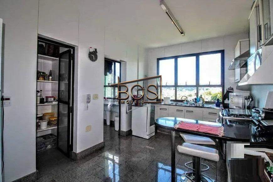Apartamento, 4 quartos, 260 m² - Foto 11
