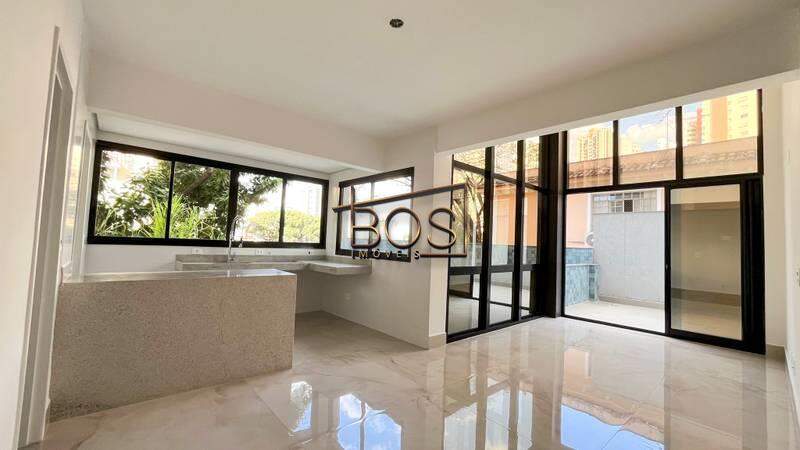 Apartamento, 4 quartos, 267 m² - Foto 1