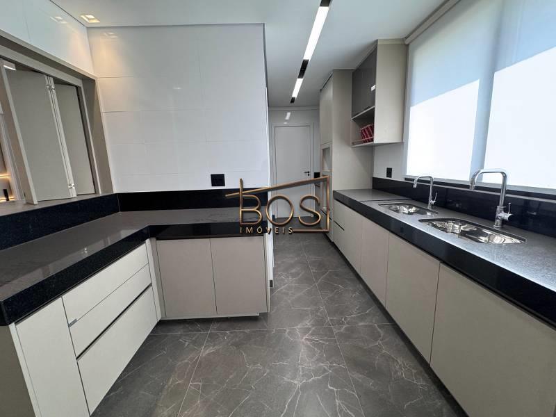 Apartamento, 4 quartos, 205 m² - Foto 5