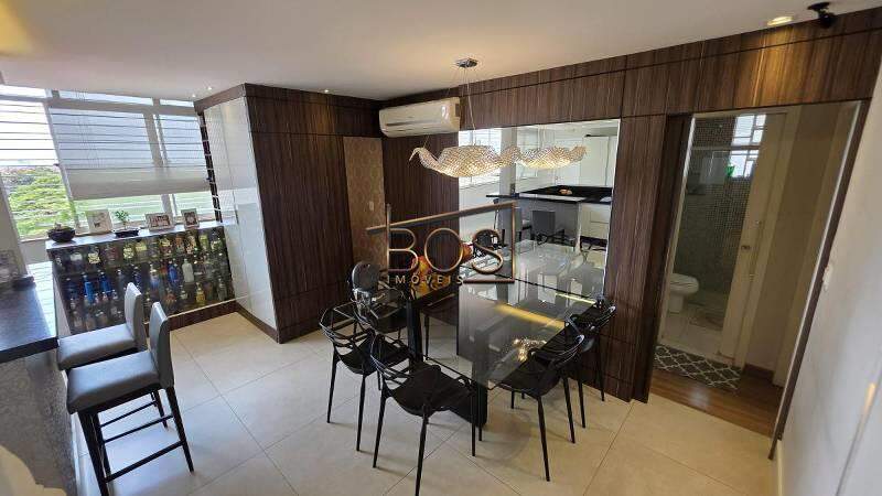 Apartamento, 3 quartos, 130 m² - Foto 1