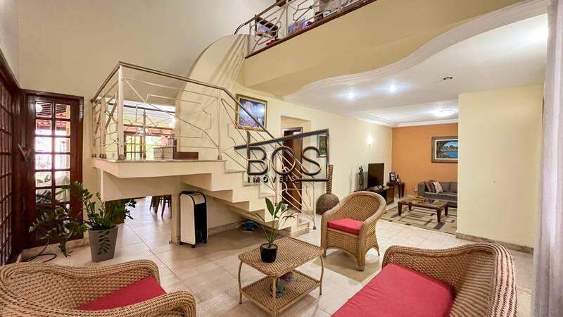 Casa, 3 quartos, 420 m² - Foto 1