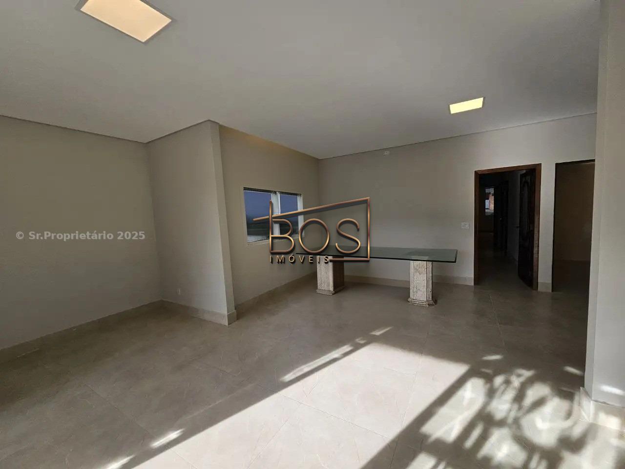 Casa, 3 quartos, 250 m² - Foto 2