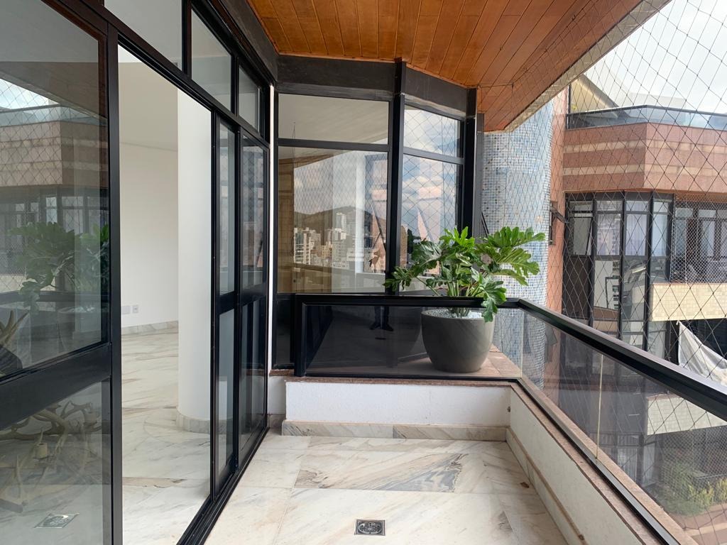 Cobertura, 4 quartos, 331 m² - Foto 8